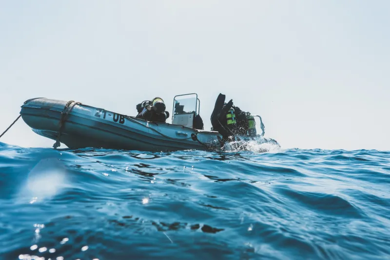 What Your Divemaster Is Really Thinking While You Fumble With Your BCD